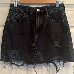 PacSun brand size 26 black denim distressed miniskirt